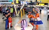 Aaaaha! the Actor Factory verzorgt uitzwaaiservice op Schiphol