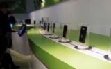 Android smartphones gepresenteerd op 36 meter lange 'sushiband'