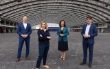 Burgemeester Halsema in RAI Amsterdam: 'Blij dat er weer zakelijke evenementen zijn'