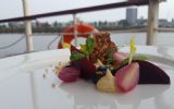 Cruise With Us & Vineyard Catering gaan samen in zee op de salonboot Prins van Oranje