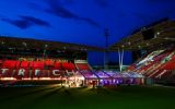 De Kruijf Tenten plaatst transparante tent in FC Utrecht stadion