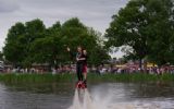 Vliegende burgemeester opent Haarlems Reinaldapark