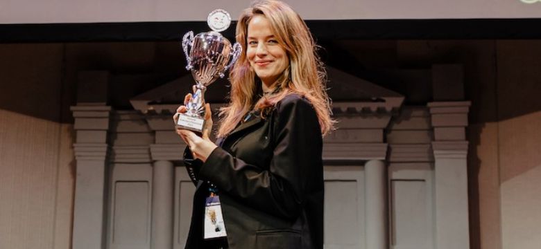 Amanda Smits van Stedelijk Museum Amsterdam gekroond tot slimste eventprof