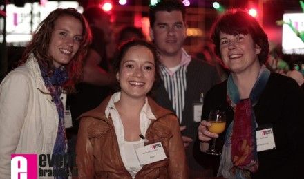 Amstelhal zet EventBrancheBorrel weer stevig op de kaart: bekijk de tientallen foto's
