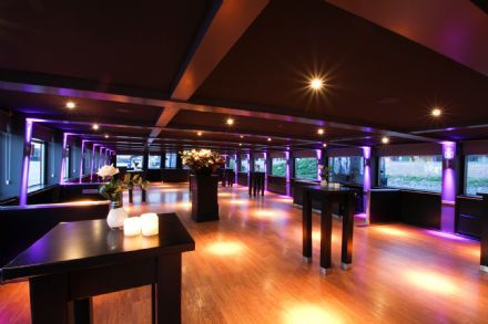 Bon Bon zet met MS de Waterman nieuwe varende eventlocatie in de markt