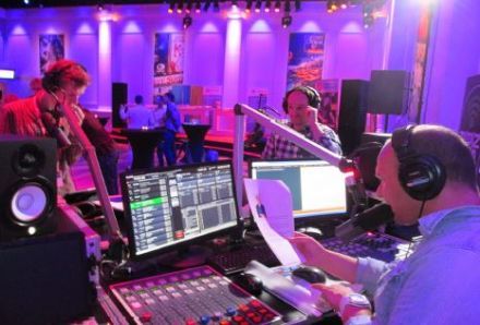 Bordes op de Borrel: live radio op je event met podcasts als content