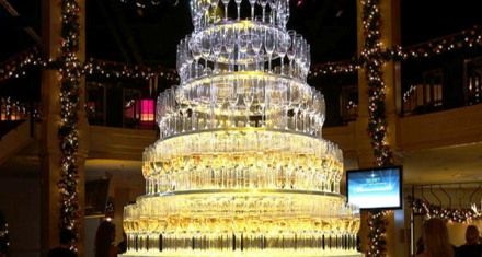 Bubbles Included verhuurt champagnetorens met styling en catering