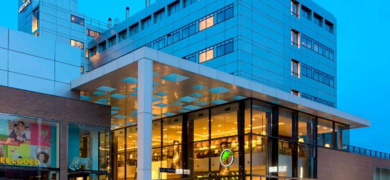 Claus Company breidt uit met Element Amsterdam hotel