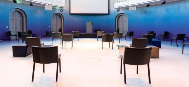Corona-maatregelen: events verboden, behalve beurzen en congressen met max 30 per zaal