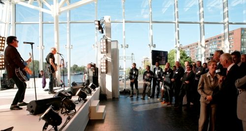 de Otter creators opent Maastoren Rotterdam