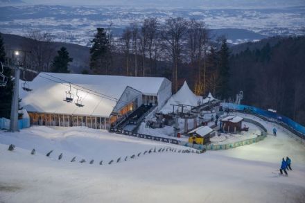 De uitdaging van tijdelijke accommodaties voor de Ski World Cup