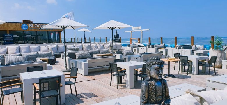 Eén van Nederlands bekendste beachclubs en eventlocaties gaat in vlammen op