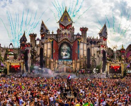 Energyst voorziet 38.000 festivalcampeerders van energie