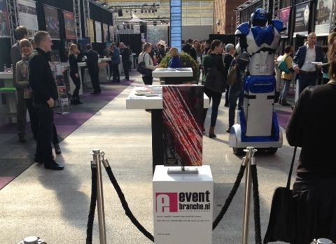 EvenementContact: goed gevoel, drukte, inhoud en knallend feest