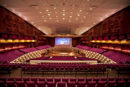 Evenementenlocatie de Doelen vervangt bijna 4000 gloeilampen