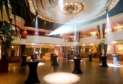 Evenementenlocaties organiseren massale bruiloft voor Voedselbank
