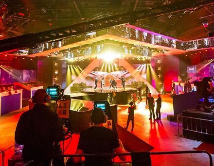 EventBranche borrel: Aalsmeer showt tvstudio's tijdens exclusieve tour