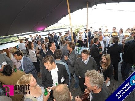 EventBranche Borrel The Upper Deck (FOTO'S): verwarring, gezelligheid en een prachtige locatie
