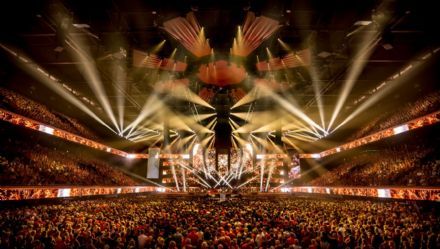 Faber Audiovisuals faciliteert Symphonica in Rosso 805m2 LED schermen