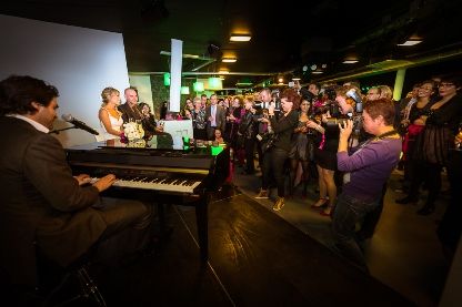 Glazen Ruimte decor voor Sky Radio Droombruiloft evenement