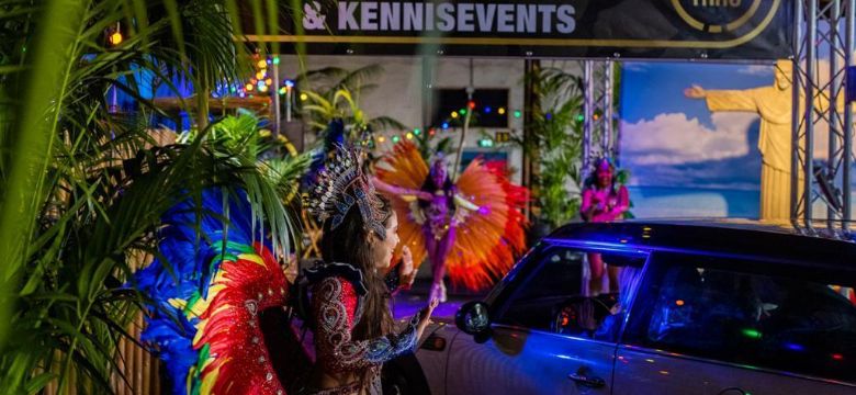 Gouden Giraffe Drive Thru: een coronaproof concept uit 1000-en