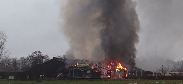 Grote brand in evenementen- en activiteitenboerderij in Boxtel