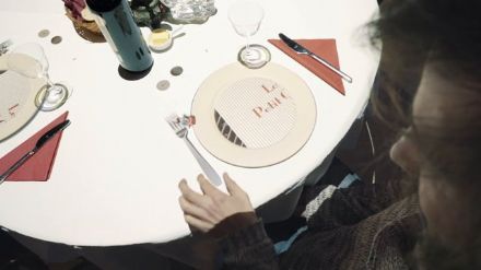 Het diner en de catering komen tot leven...