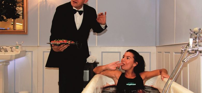 ID310 zet chocoladebad in winkelcentrum Hoog Catharijne