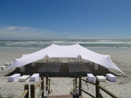 Intertent breidt assortiment uit met Stretch Tent en VIP Pagode