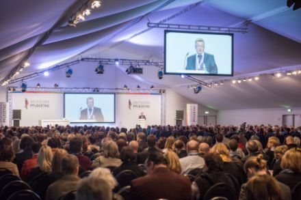 Intertent sluit meerjarenovereenkomst en levert op Tempelhof Berlijn
