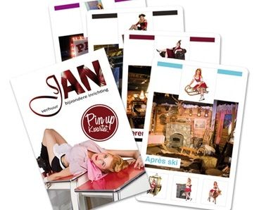 JAN Verhuur promoot zichzelf met pikant Pin-up kwartetspel