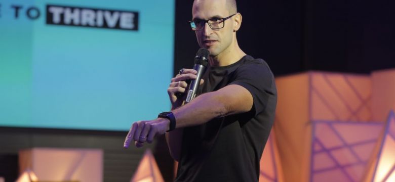 JOMO, contentdesign, passieve engagement, panels onder de loep en nieuwe eventsponsoring