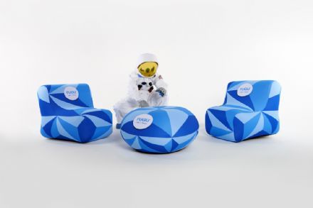 LoungeRent verhuurt opvallende en opblaasbare FUGU Furniture