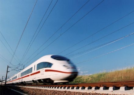 MICE Nieuws: Zakenreiziger veel vaker met de trein