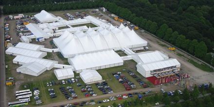 Neptunus bouwt 20.000 vierkante meter tenten voor Tong Tong Fair