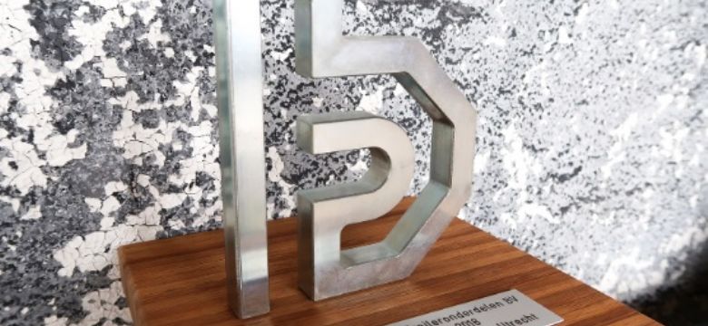 Niels ontvangt Bulthuis Passion Award