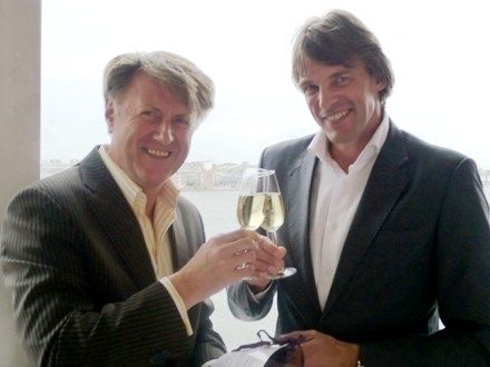 Oseven verlengt contract met PTA voor 5 jaar