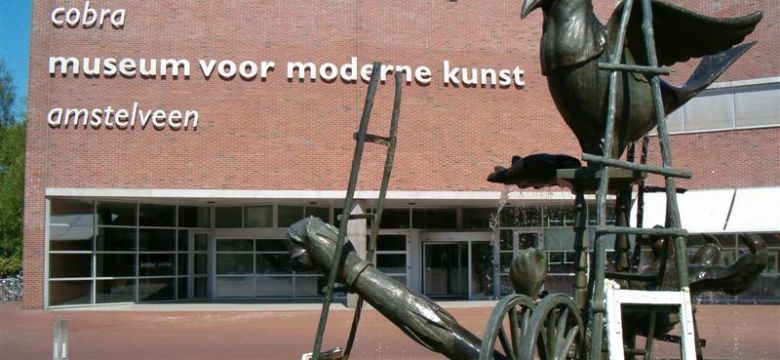 Oudejaarsborrel Experience Cafe in Cobra Museum