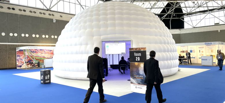 Presentatie of workshop ruimte in een Dome?