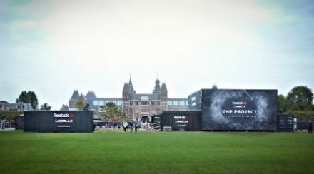 Reebok en Les Mills met fitness roadshow op het Museumplein in Amsterdam