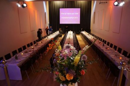 Rolight voorziet De Nieuwe Liefde van theater led verlichting