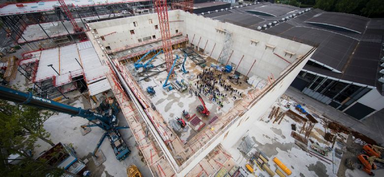 Rotterdam Ahoy bereikt hoogste punt nieuwbouw met RTM Stage