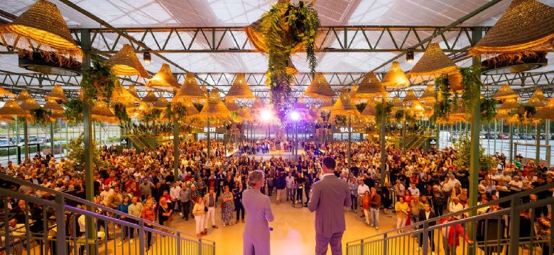 Spectaculaire opening Midden Nederland Hallen