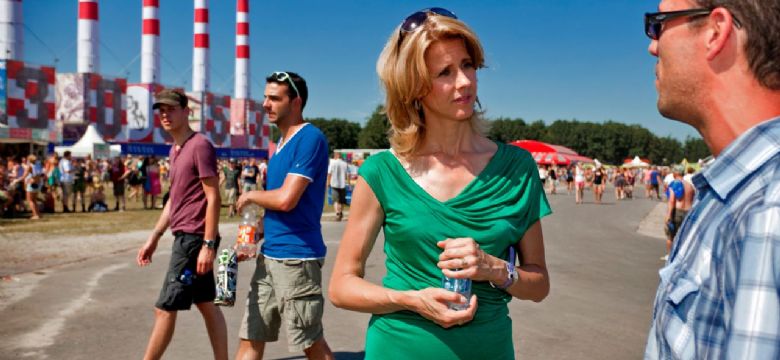 Staatssecretaris deelt compliment uit aan eventbranche en zegt: 'We pakken samen door'