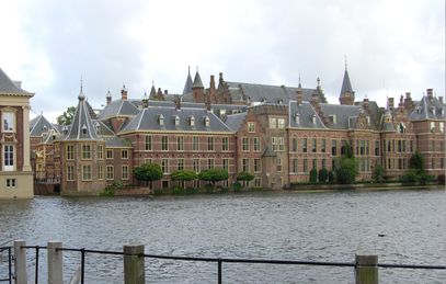 SVP Sfeerbeheer stunt met indrukwekkende TEDx Binnenhof