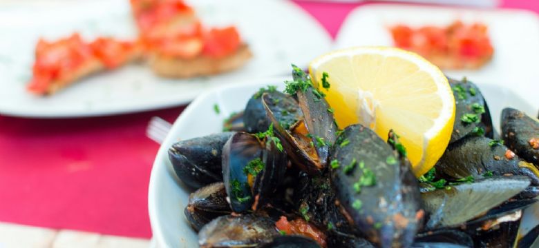 Veertien cafés en restaurants organiseren Zwolse Mosselmaand
