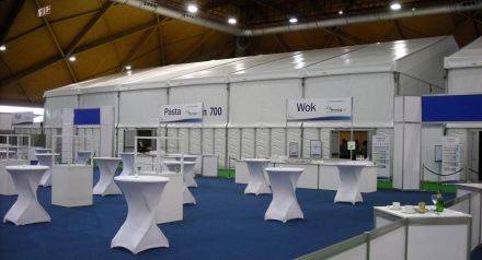 Veldeman bouwt tijdelijke accommodatie in beurshal