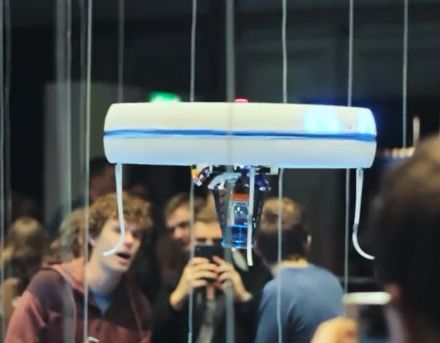 Videovrijdag: oberdrone Blue Jay in Drone Cafe TU Eindhoven