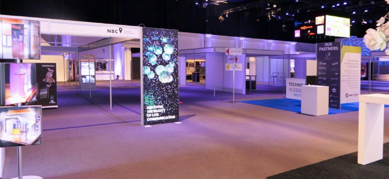 Zelf ervaren dat events weer goed mogelijk zijn? Het NBC Congrescentrum bouwt complete beurs- en eventopstelling